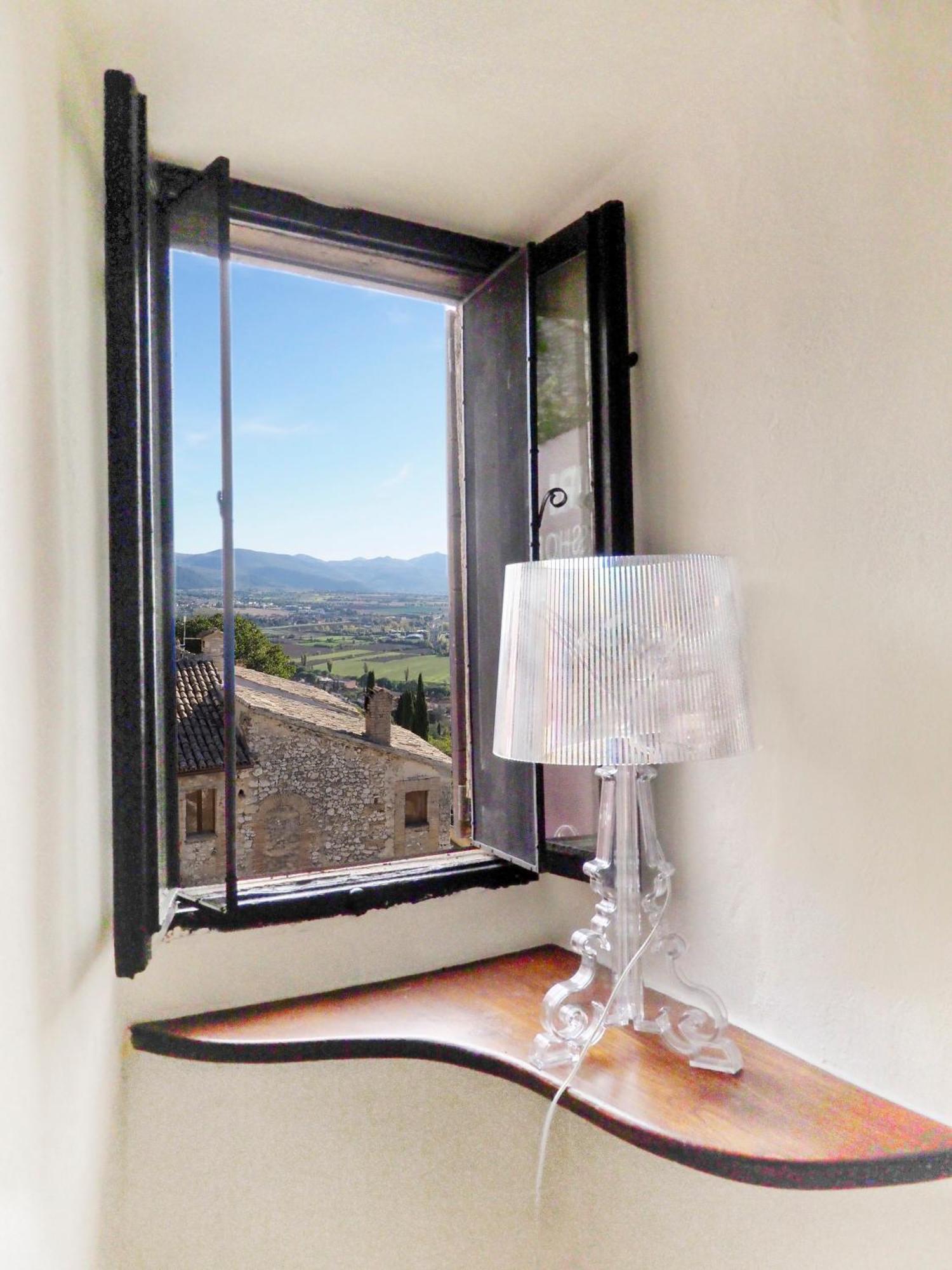Relais Borgo Lizori Country House Campello sul Clitunno Exterior foto